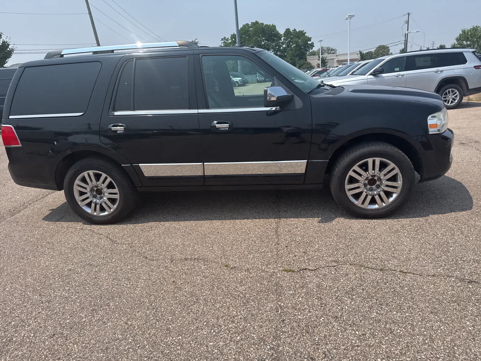 Thumbnail: 2008 Lincoln Navigator - 12