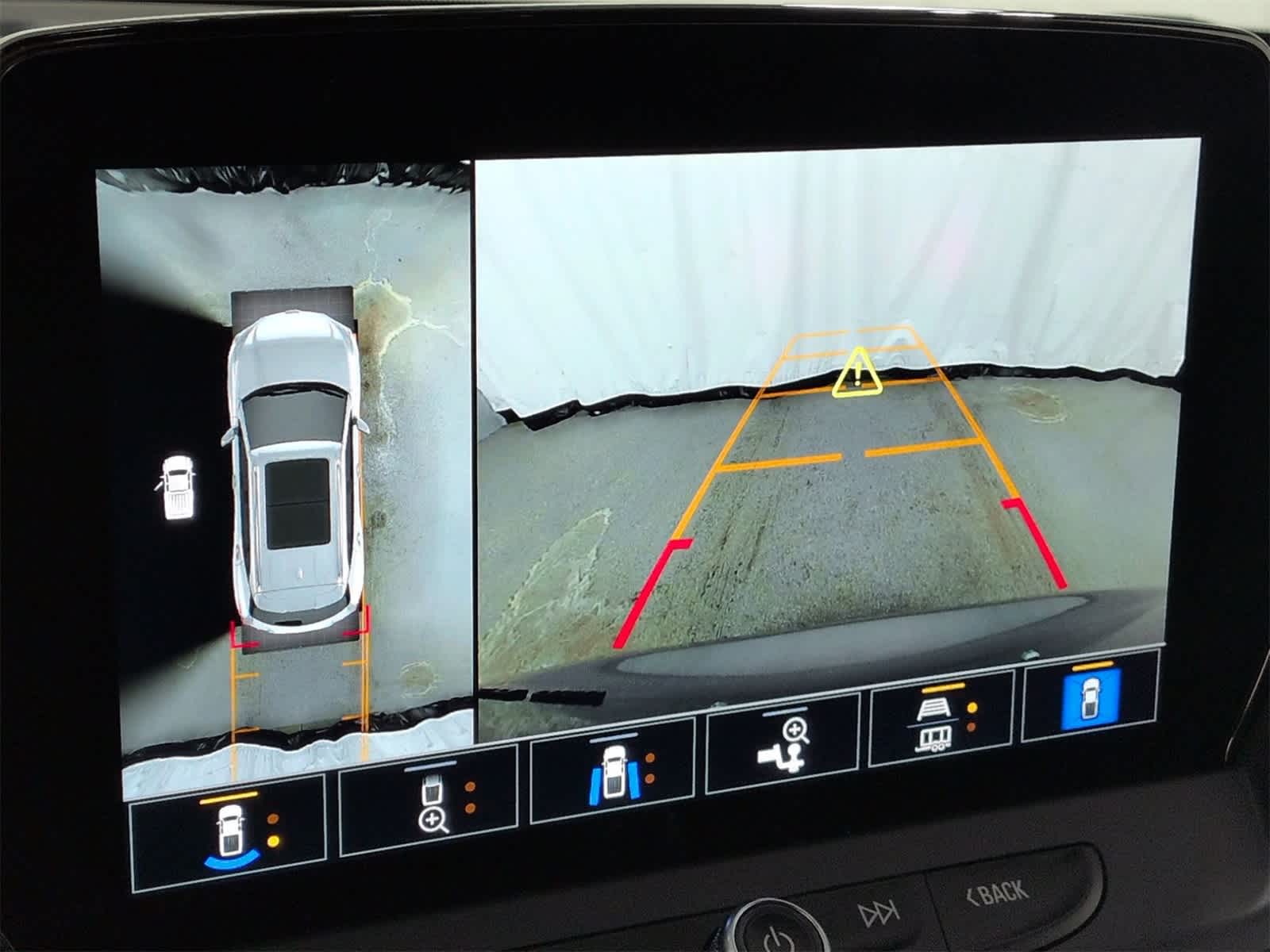 Thumbnail: 2024 Chevrolet Blazer - 30