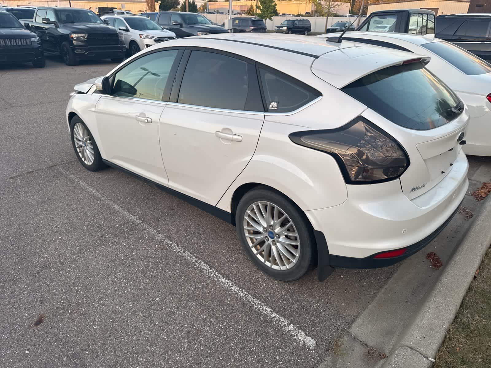 Thumbnail: 2012 Ford Focus - 21