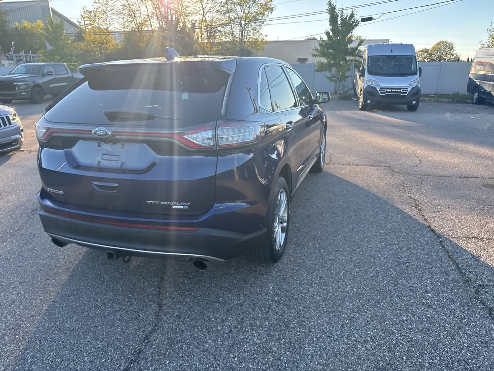 Thumbnail: 2016 Ford Edge - 14
