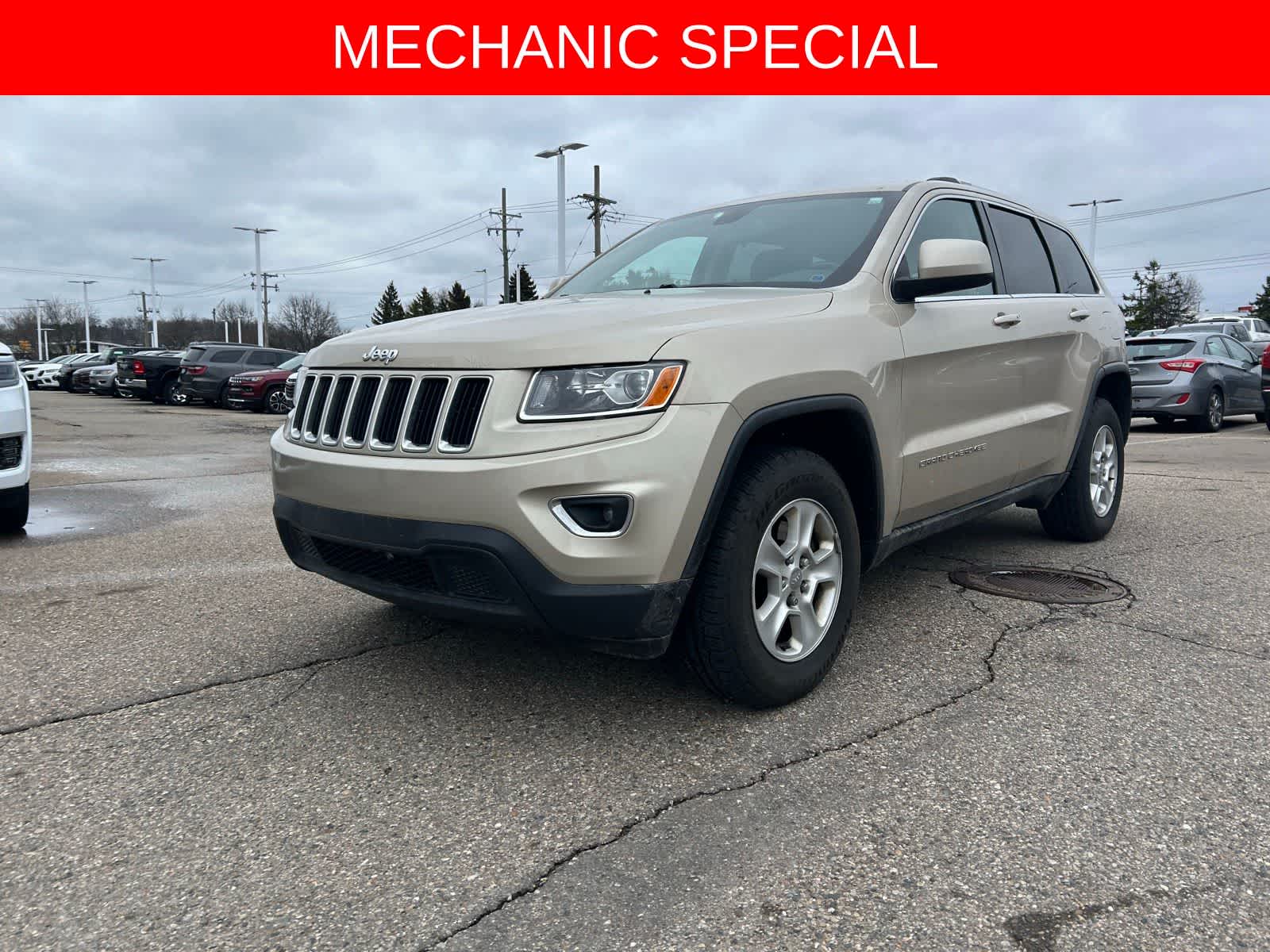 Used 2015 Jeep Grand Cherokee Laredo with VIN 1C4RJFAG2FC675195 for sale in Farmington Hills, MI