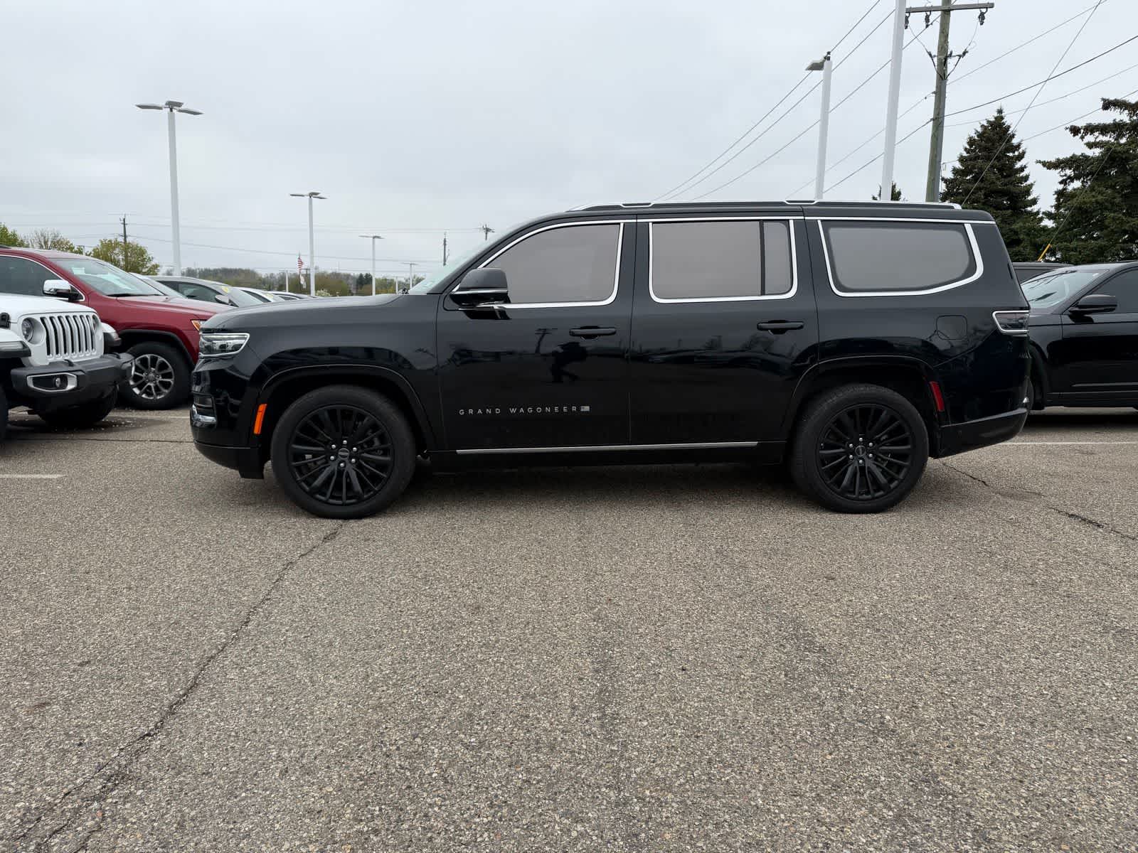 Thumbnail: 2022 Jeep Grand Wagoneer - 26