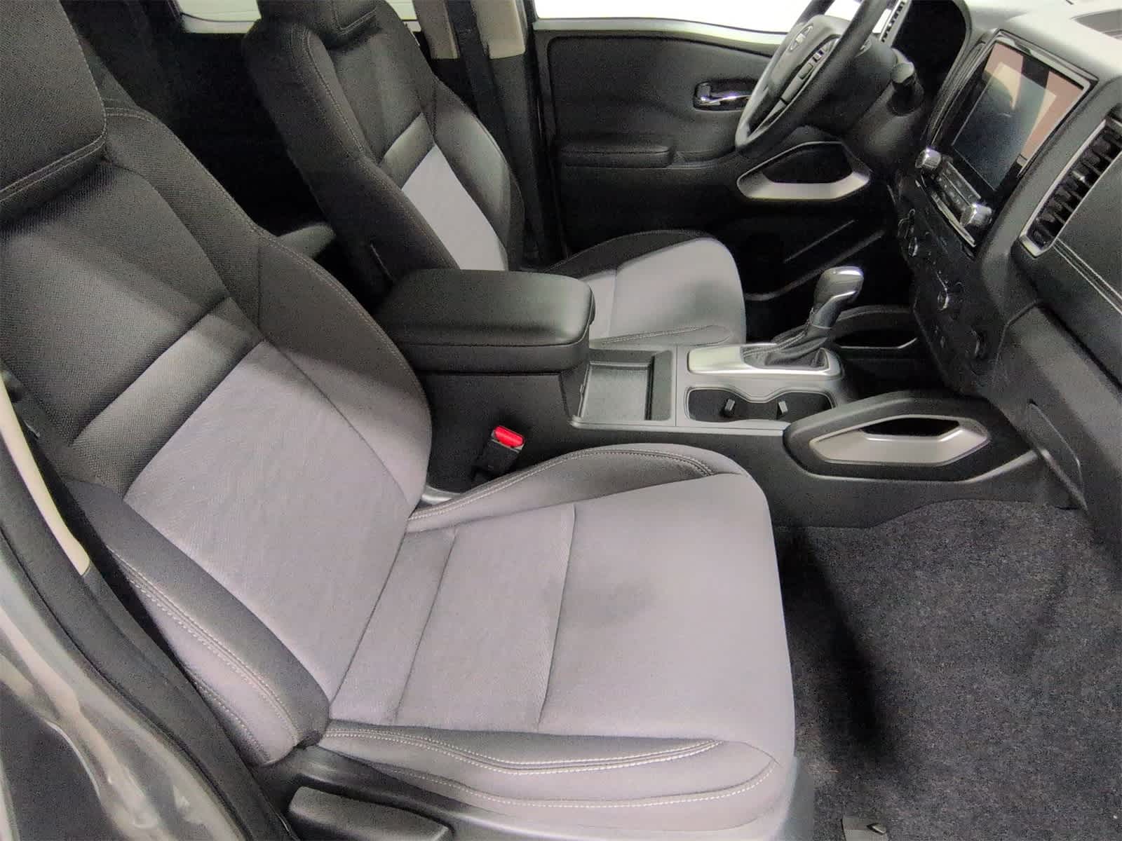 Thumbnail: 2024 Nissan Frontier - 21