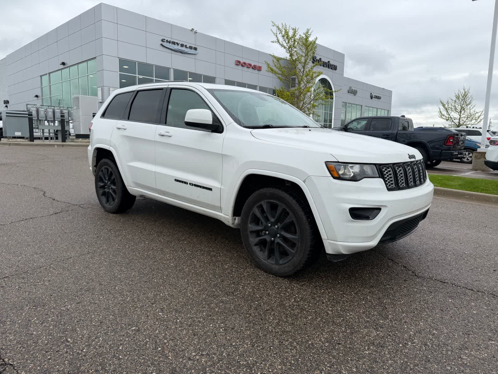 Thumbnail: 2021 Jeep Grand Cherokee - 11