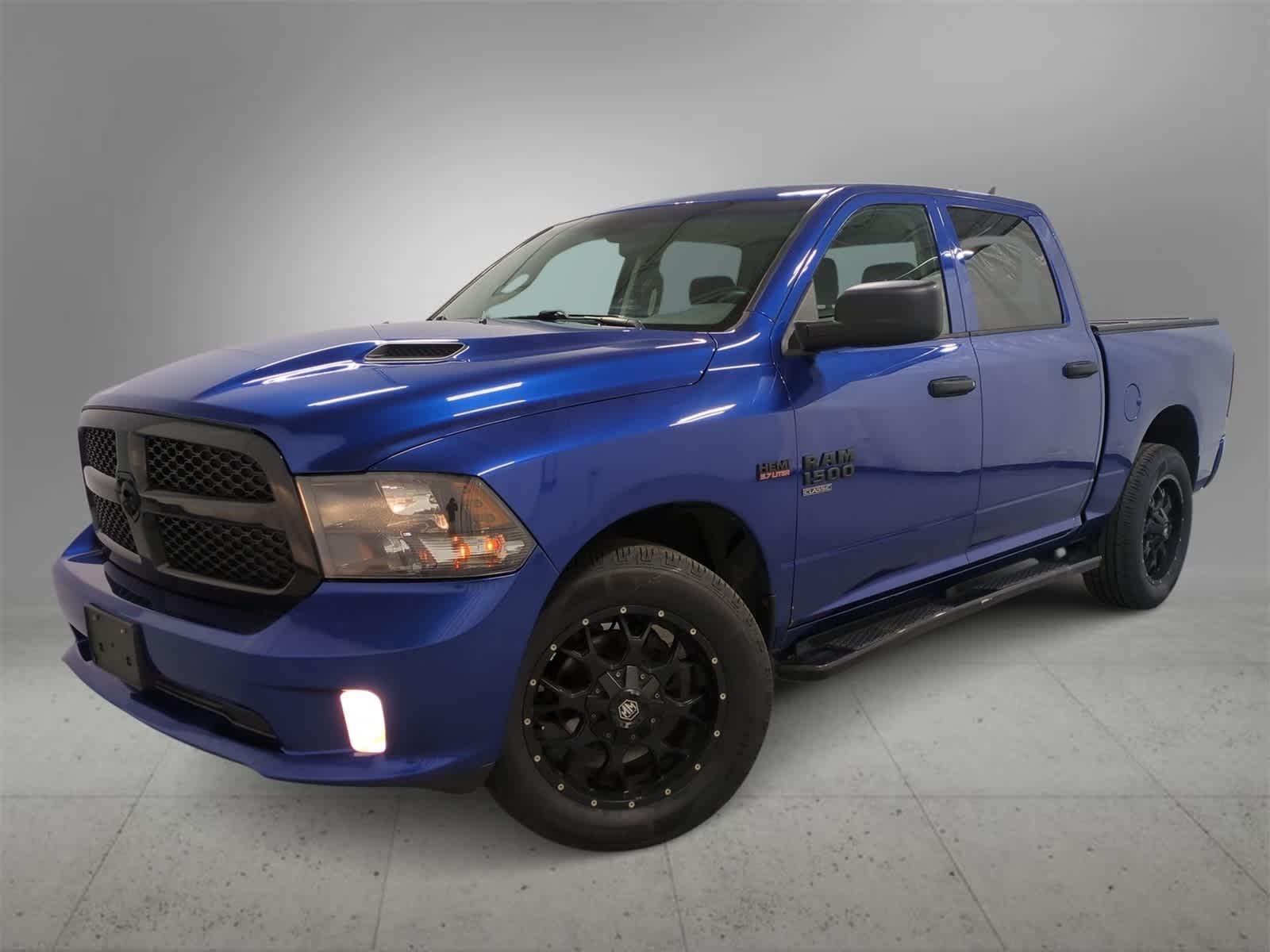 2019 RAM 1500 Classic Express -
                  Farmington Hills, MI