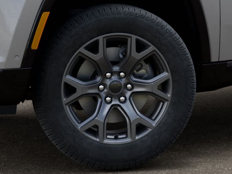 Thumbnail: 2026 Jeep Grand Wagoneer - 8