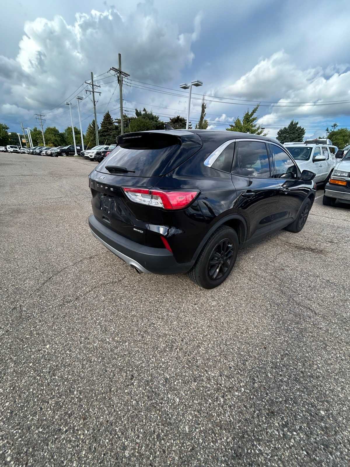 Thumbnail: 2021 Ford Escape - 14