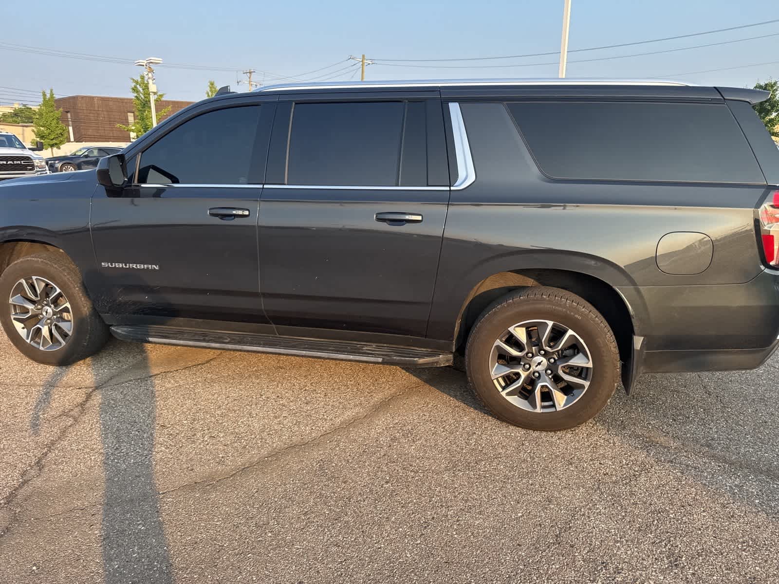Thumbnail: 2022 Chevrolet Suburban - 22