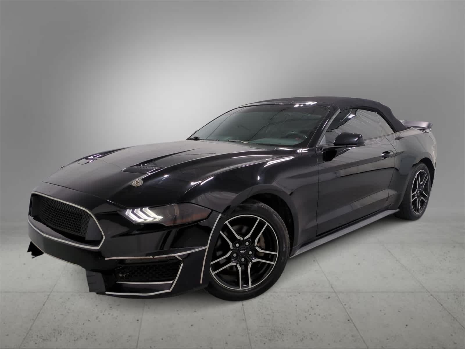 2018 Ford Mustang  -
                  Farmington Hills, MI