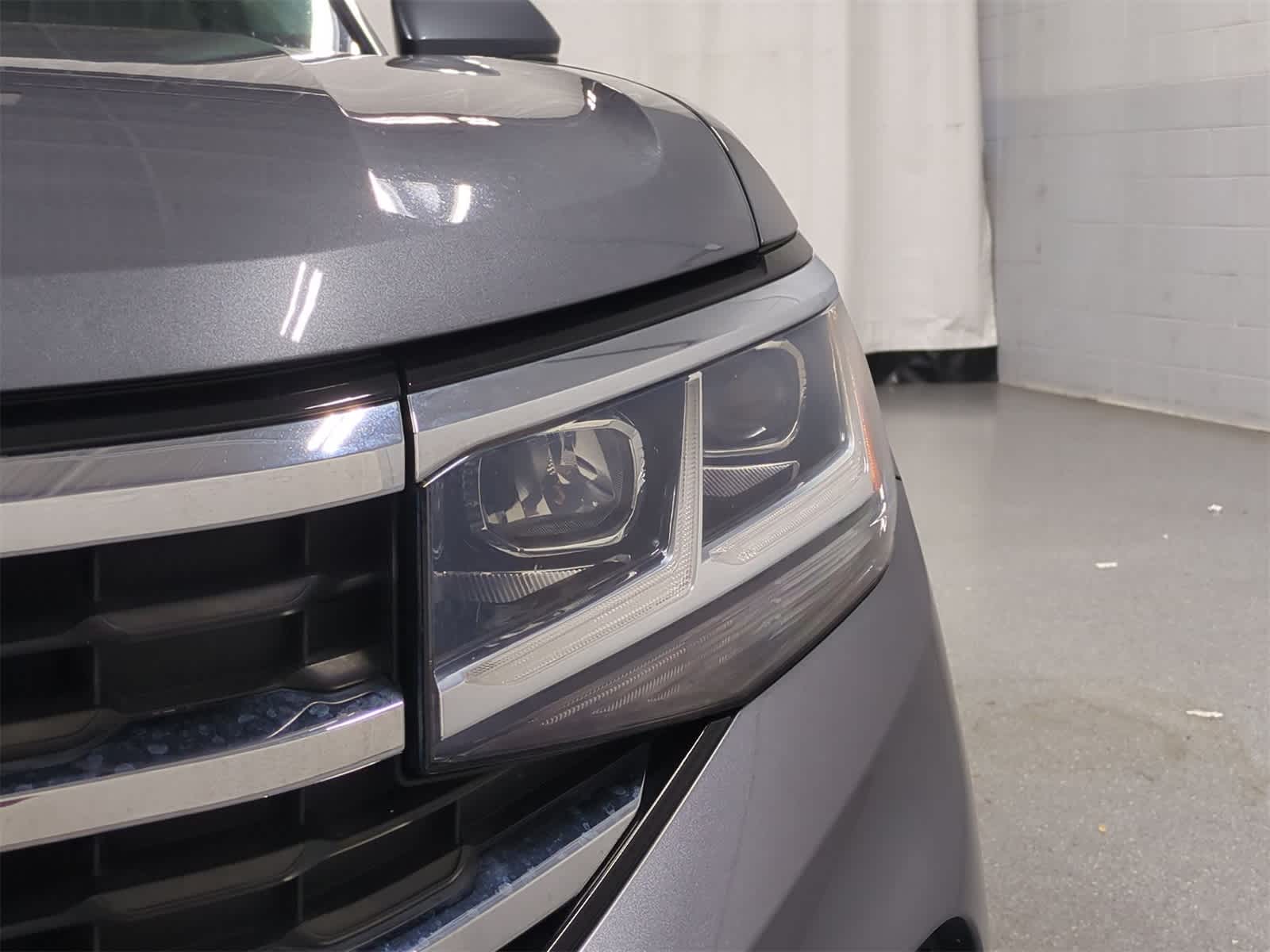 Thumbnail: 2022 Volkswagen Atlas - 11