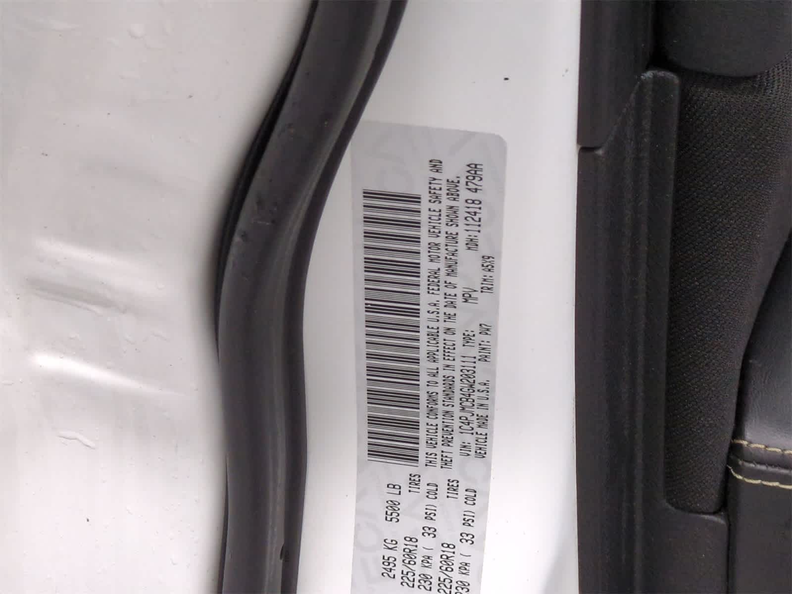 Thumbnail: 2016 Jeep Cherokee - 34