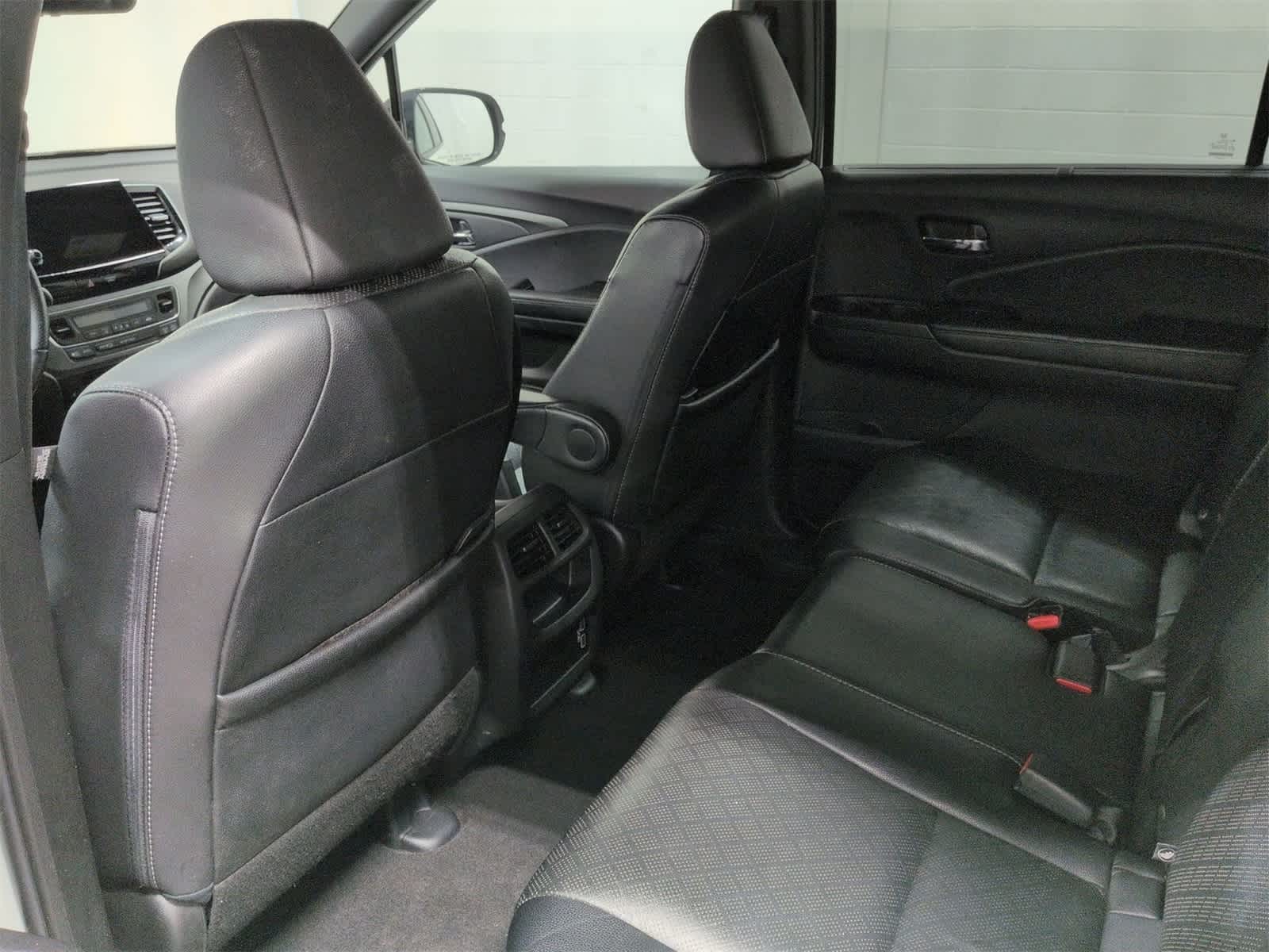 Thumbnail: 2019 Honda Passport - 19