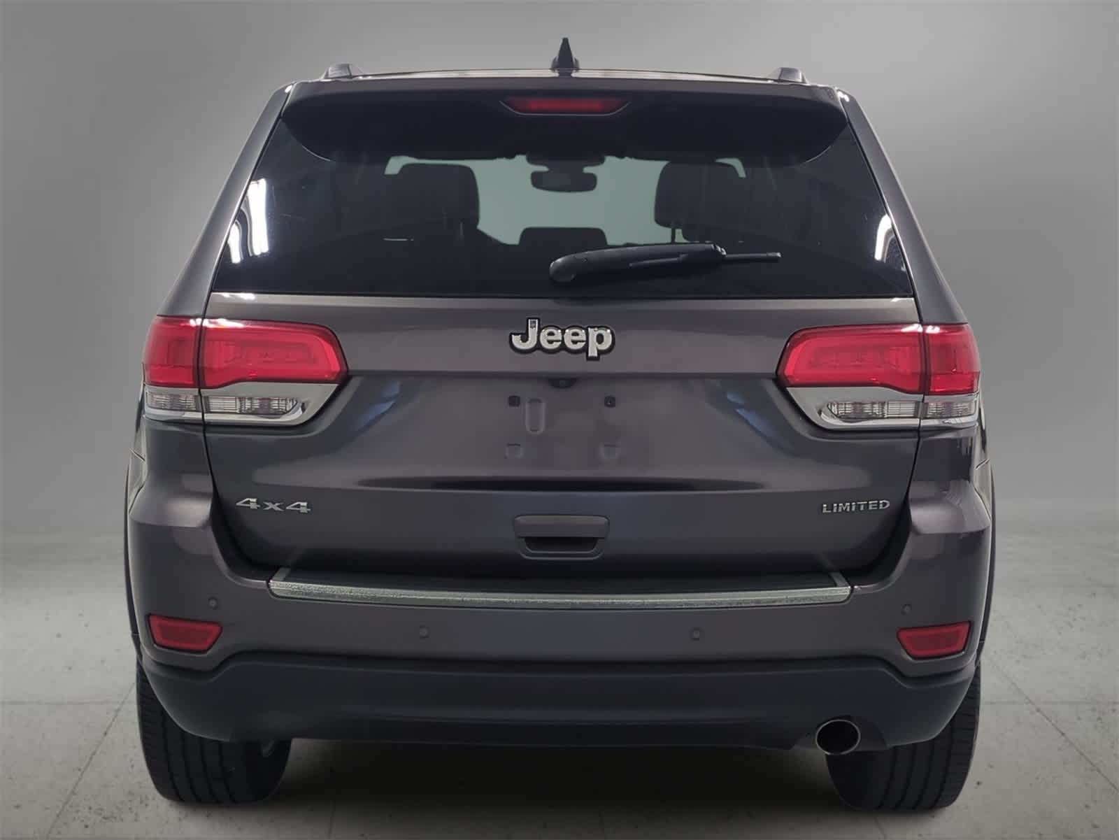 Thumbnail: 2017 Jeep Grand Cherokee - 7