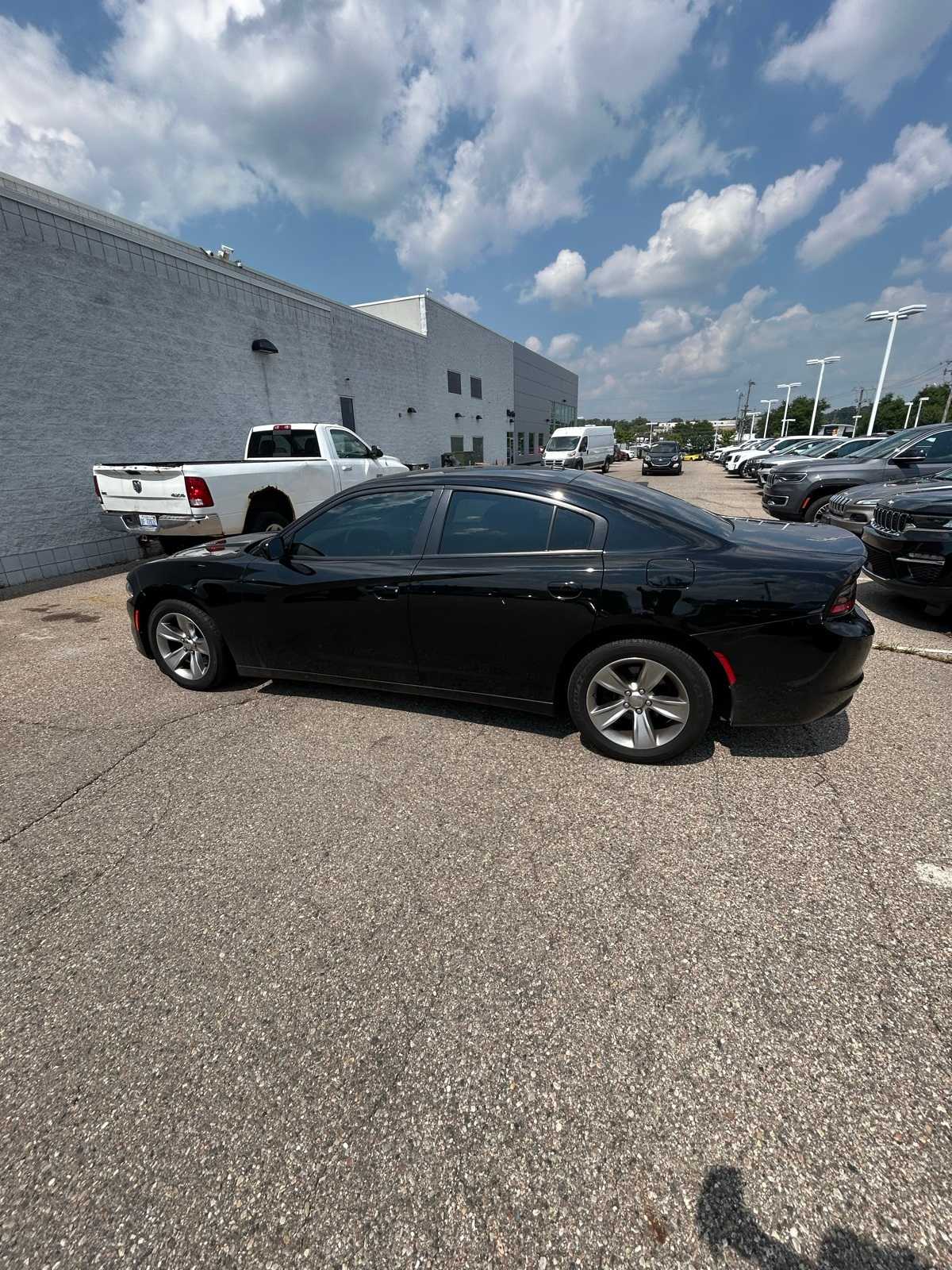 Thumbnail: 2015 Dodge Charger - 24