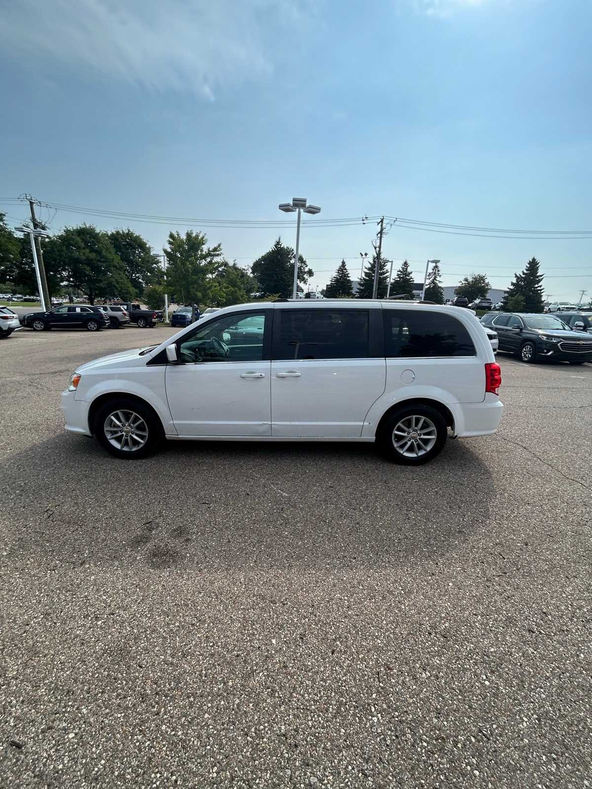 Thumbnail: 2019 Dodge Grand Caravan - 29
