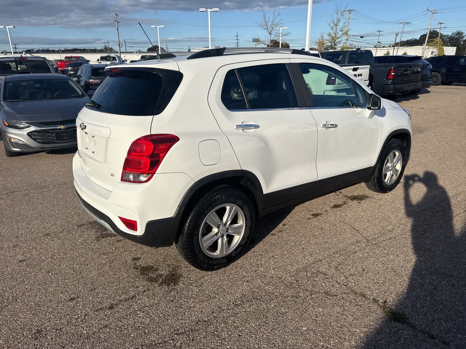 Thumbnail: 2019 Chevrolet Trax - 16