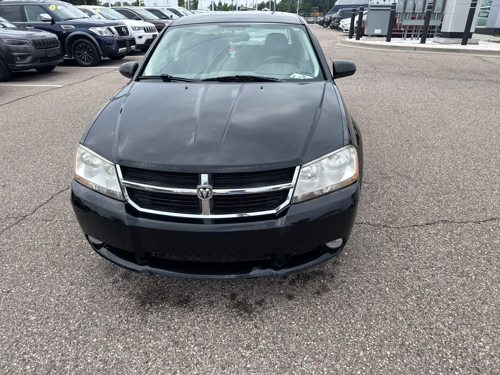 Thumbnail: 2010 Dodge Avenger - 4