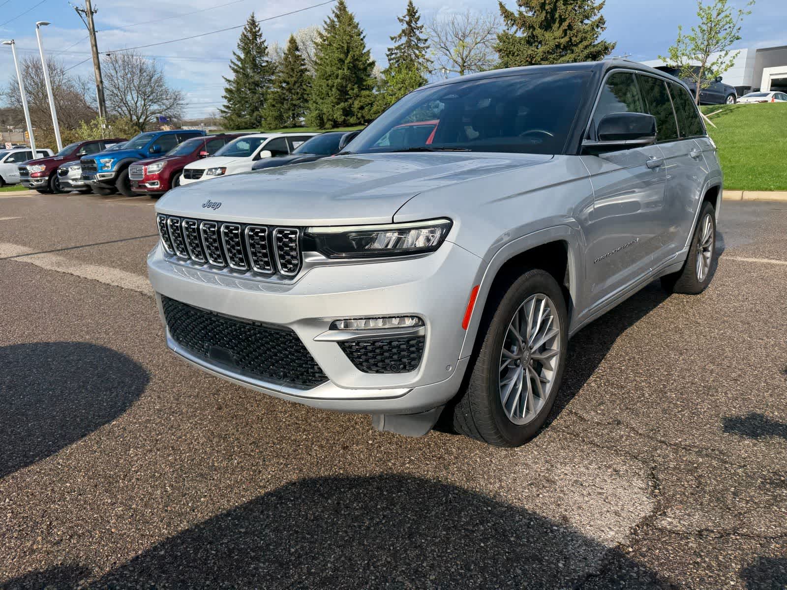 Thumbnail: 2022 Jeep Grand Cherokee - 5