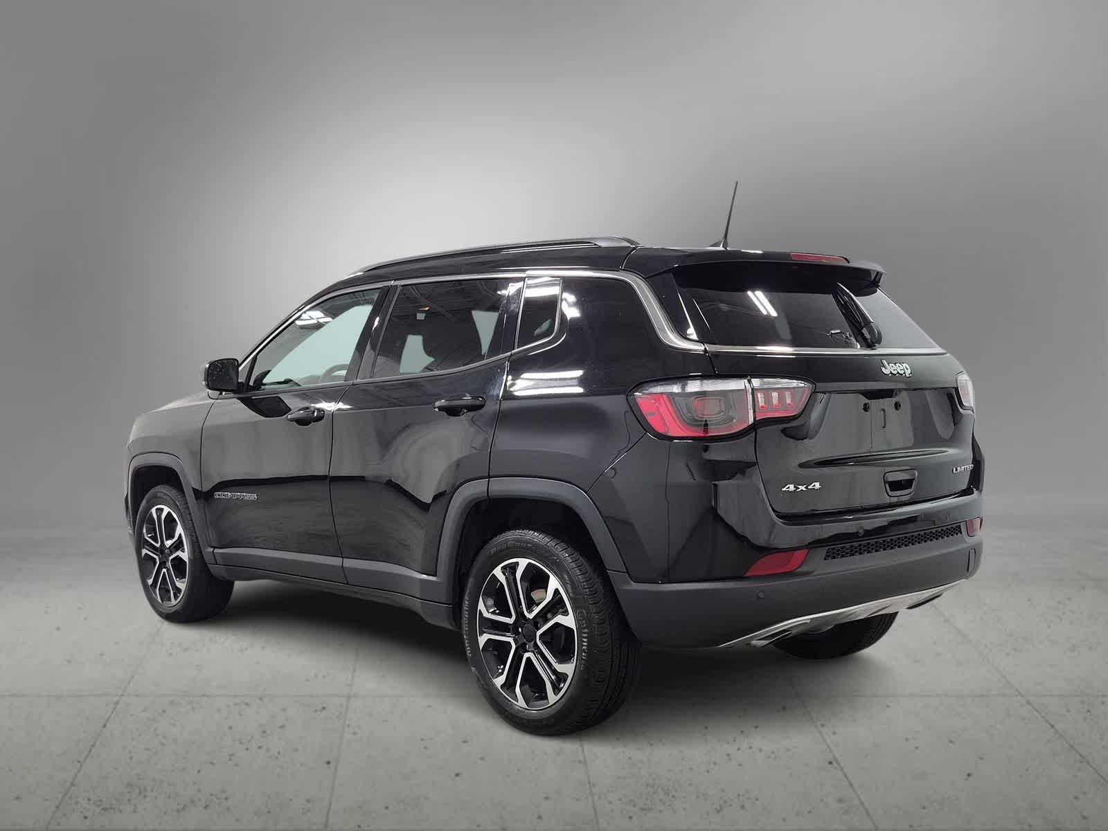 Thumbnail: 2023 Jeep Compass - 6