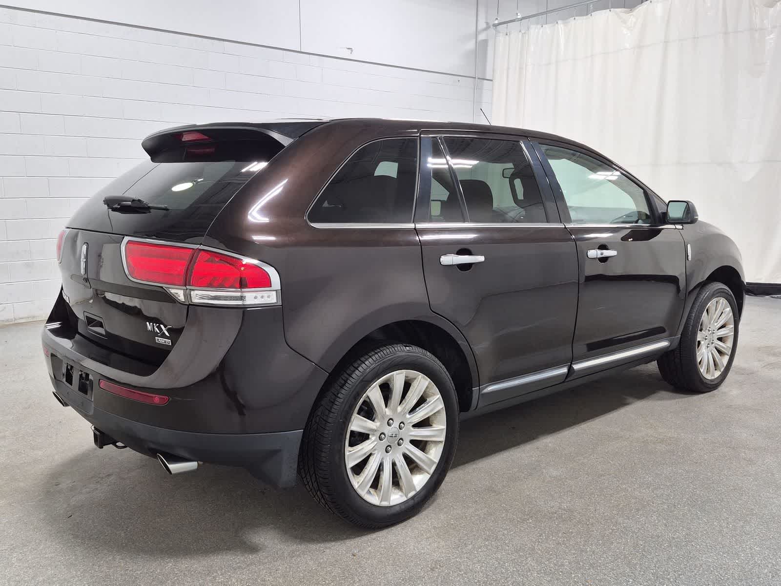 Thumbnail: 2013 Lincoln MKX - 14