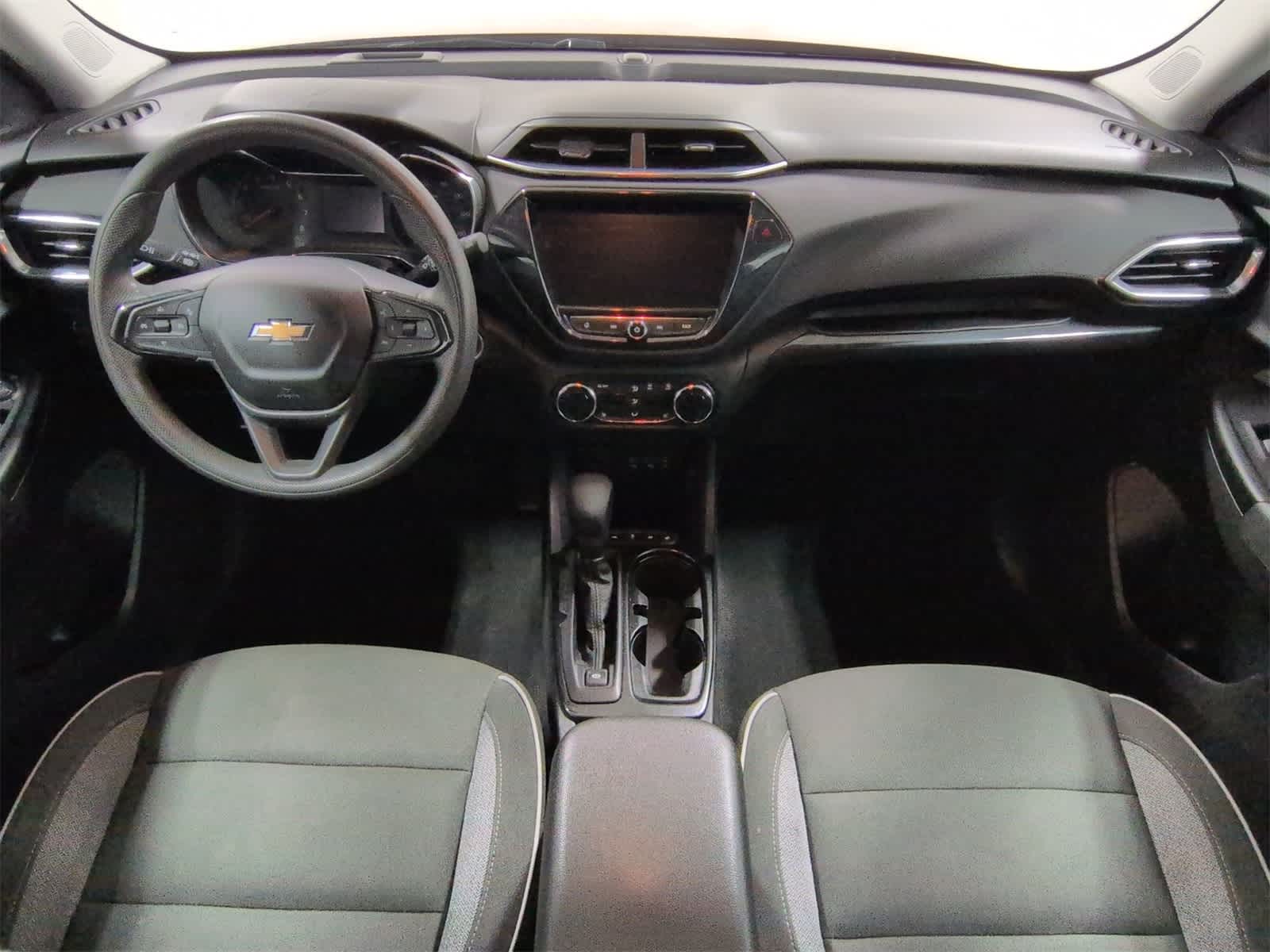 Thumbnail: 2023 Chevrolet TrailBlazer - 16