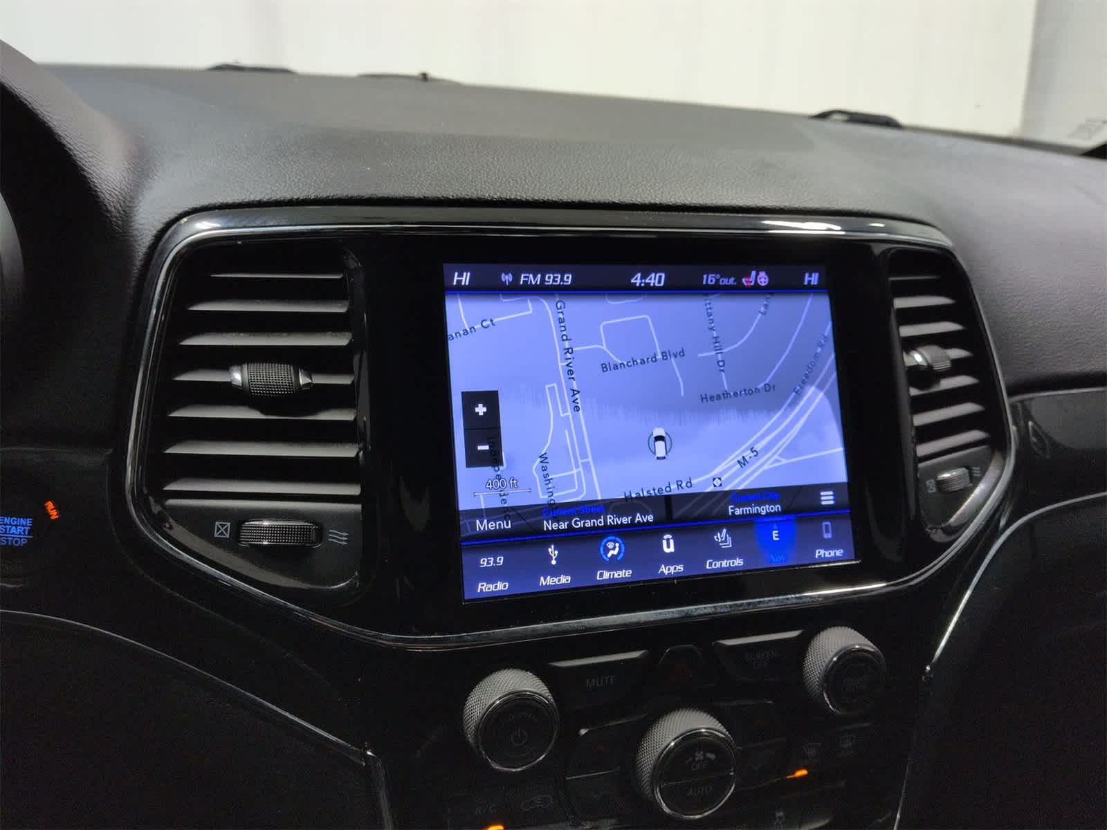 Thumbnail: 2019 Jeep Grand Cherokee - 29