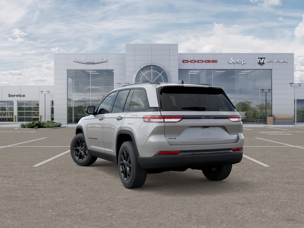 New 2025 Jeep Grand Cherokee Laredo Sport Utility
