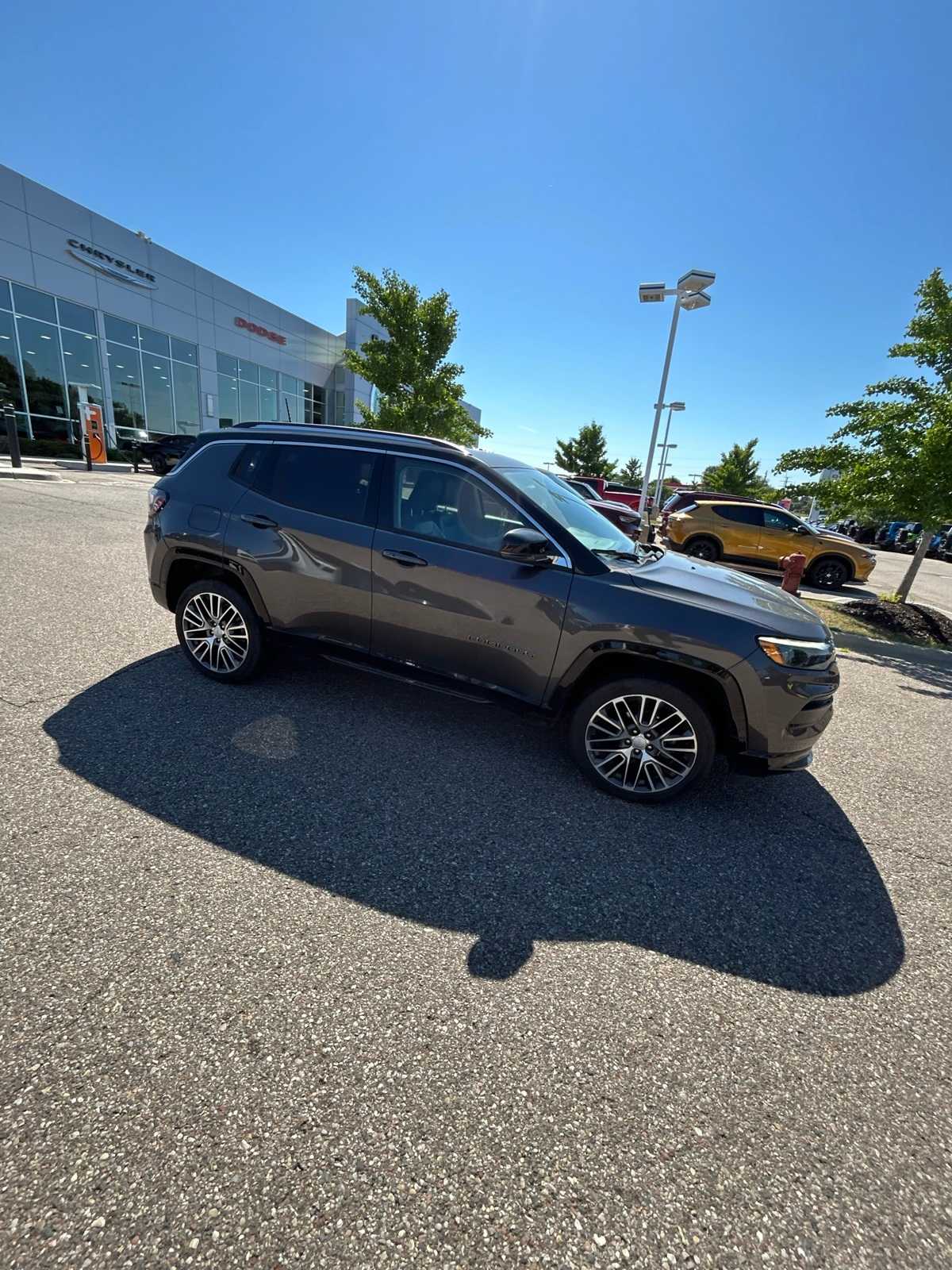 Thumbnail: 2022 Jeep Compass - 13