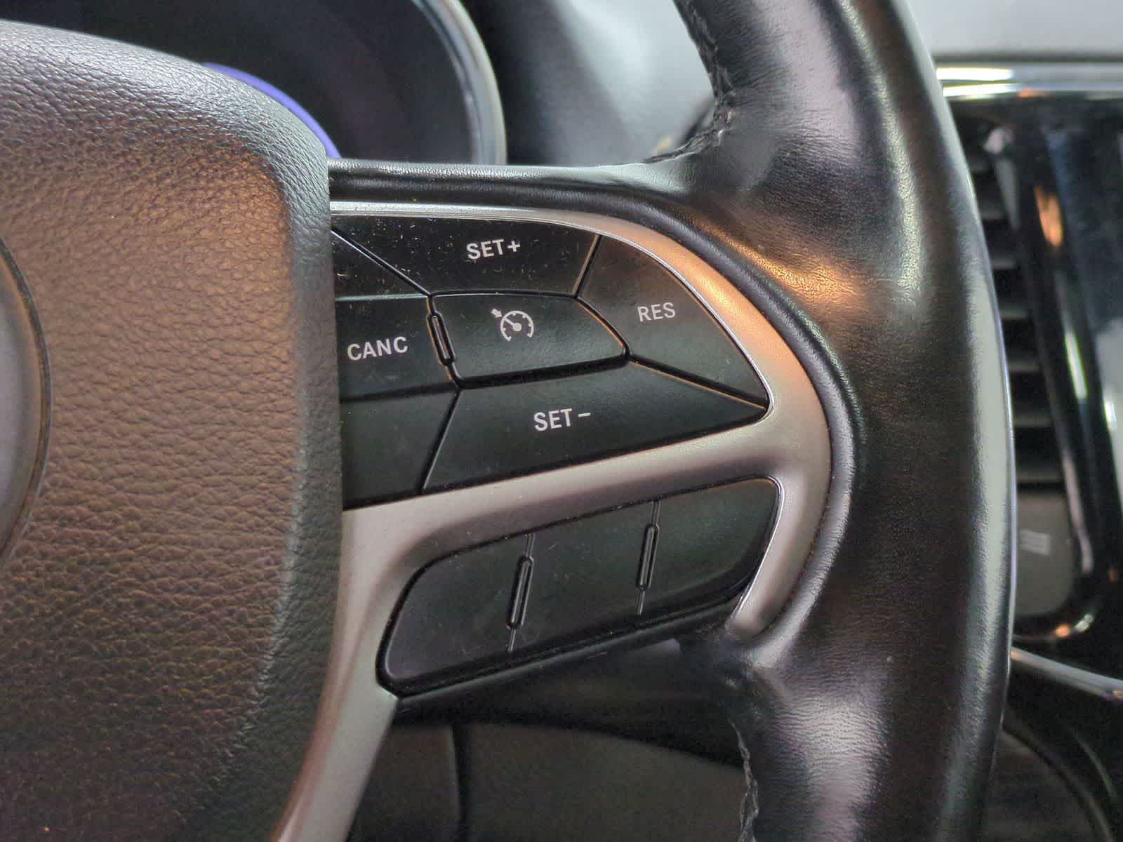 Thumbnail: 2020 Jeep Grand Cherokee - 26