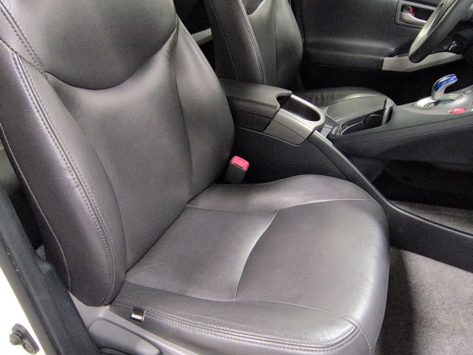 Thumbnail: 2012 Toyota Prius - 22