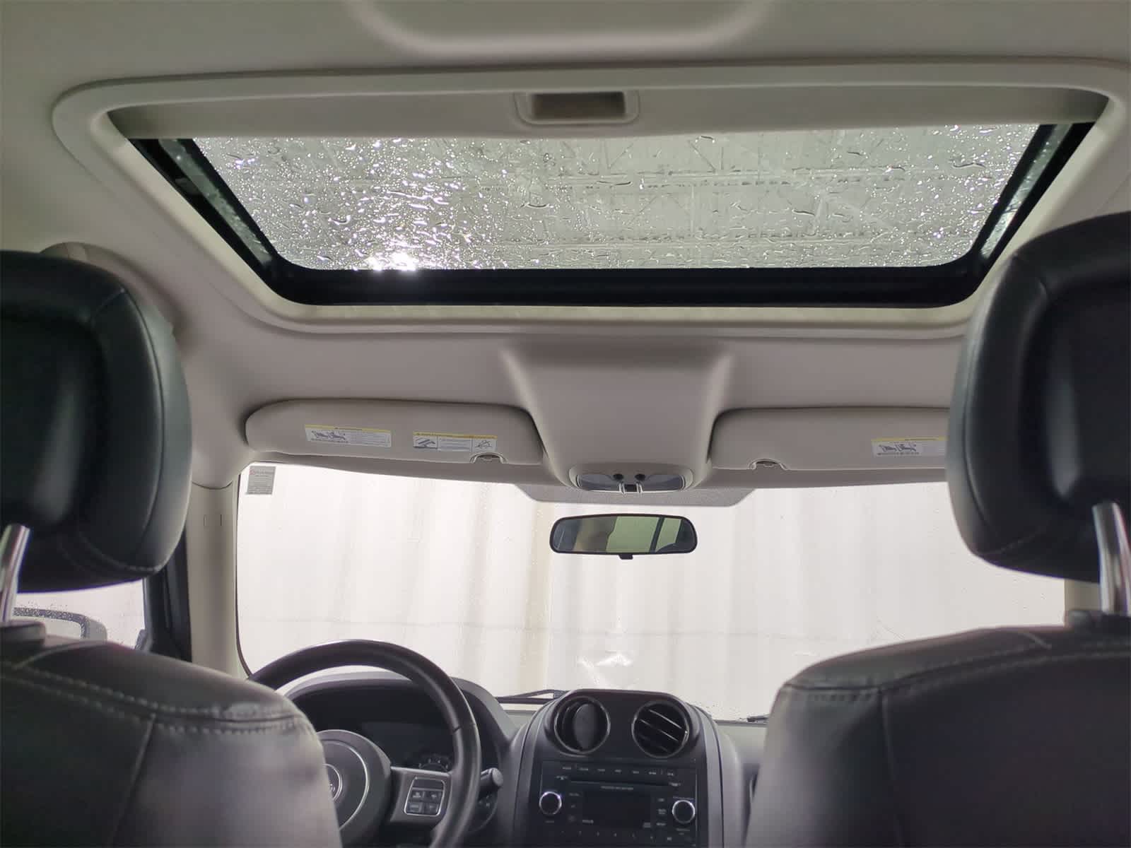 Thumbnail: 2015 Jeep Patriot - 22