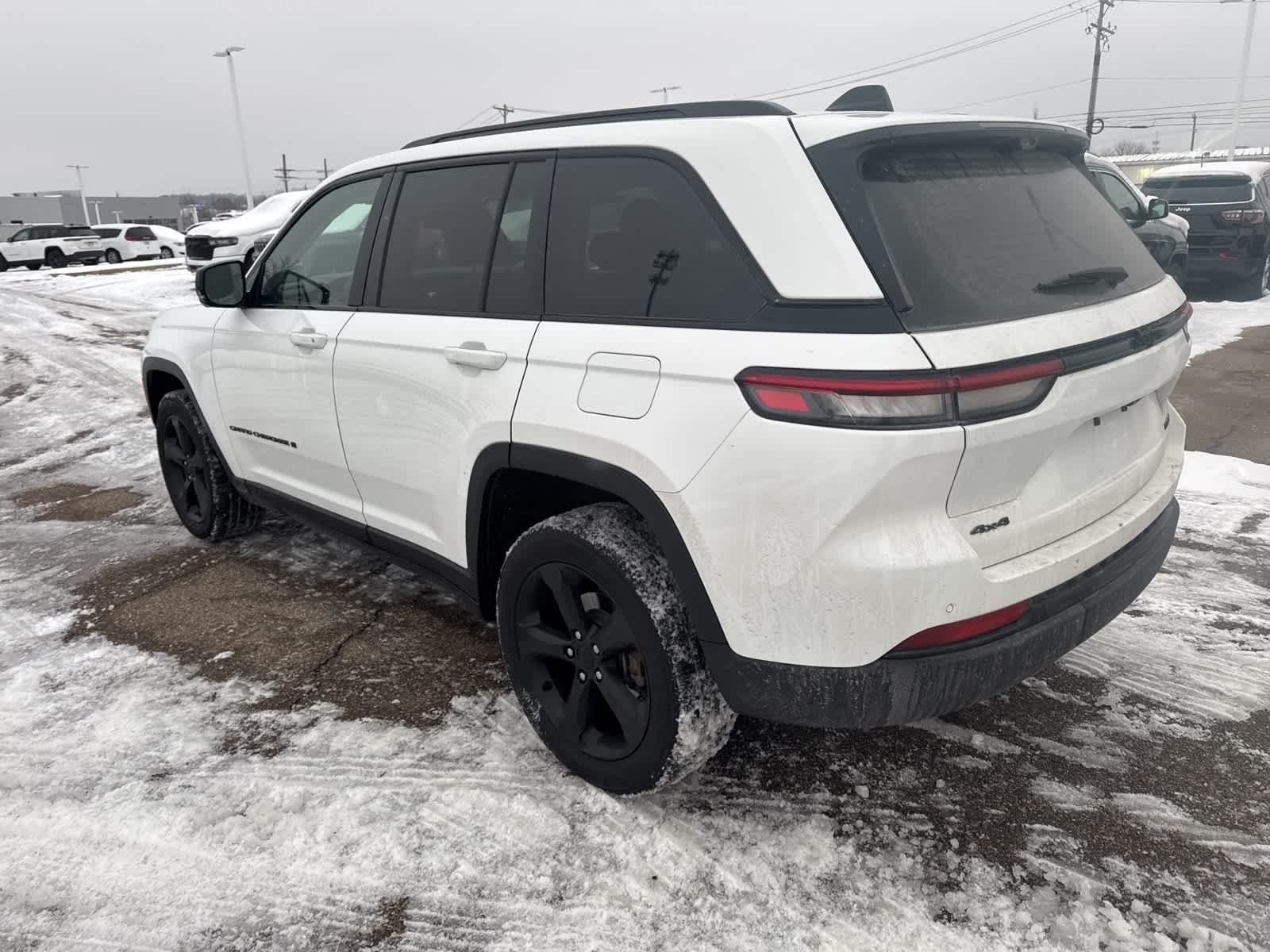 Thumbnail: 2023 Jeep Grand Cherokee - 13