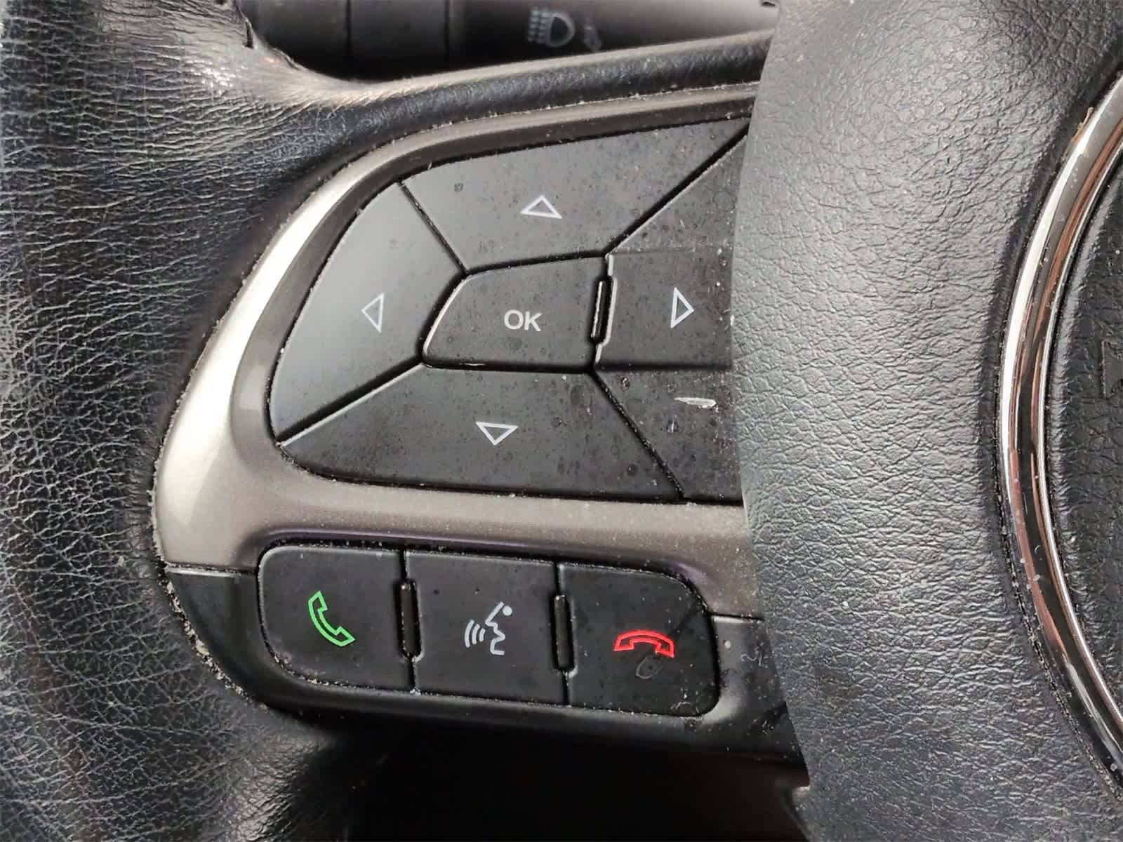 Thumbnail: 2021 Jeep Renegade - 24