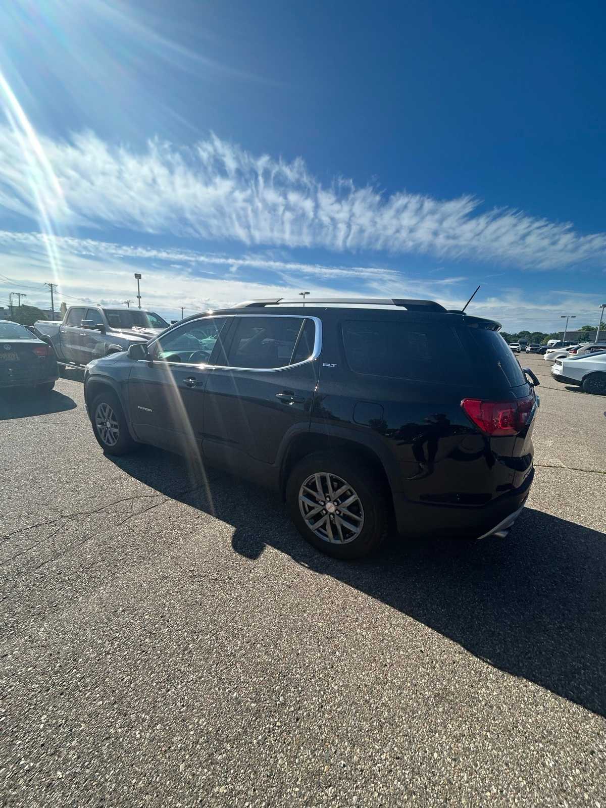 Thumbnail: 2019 GMC Acadia - 26