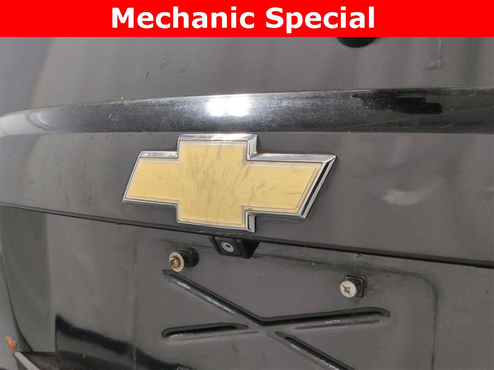 Thumbnail: 2011 Chevrolet Suburban - 11