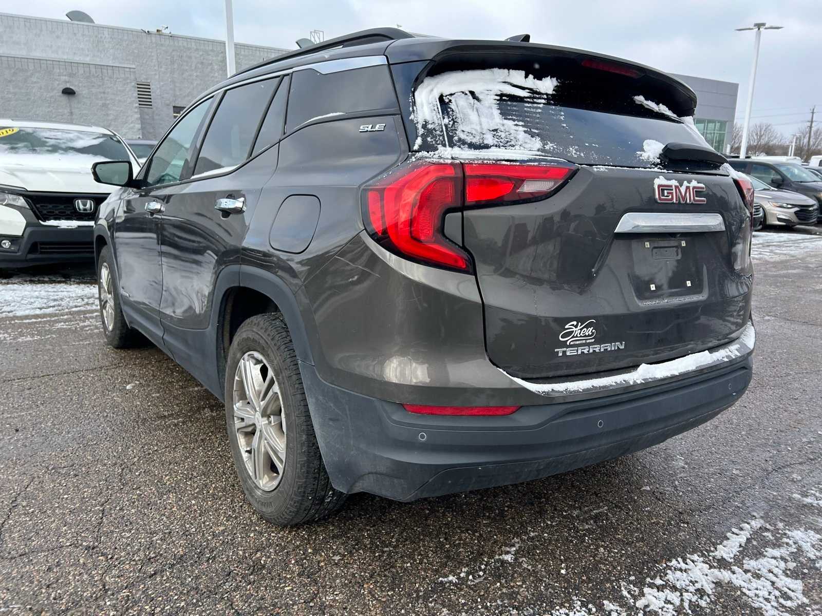 Thumbnail: 2020 GMC Terrain - 22