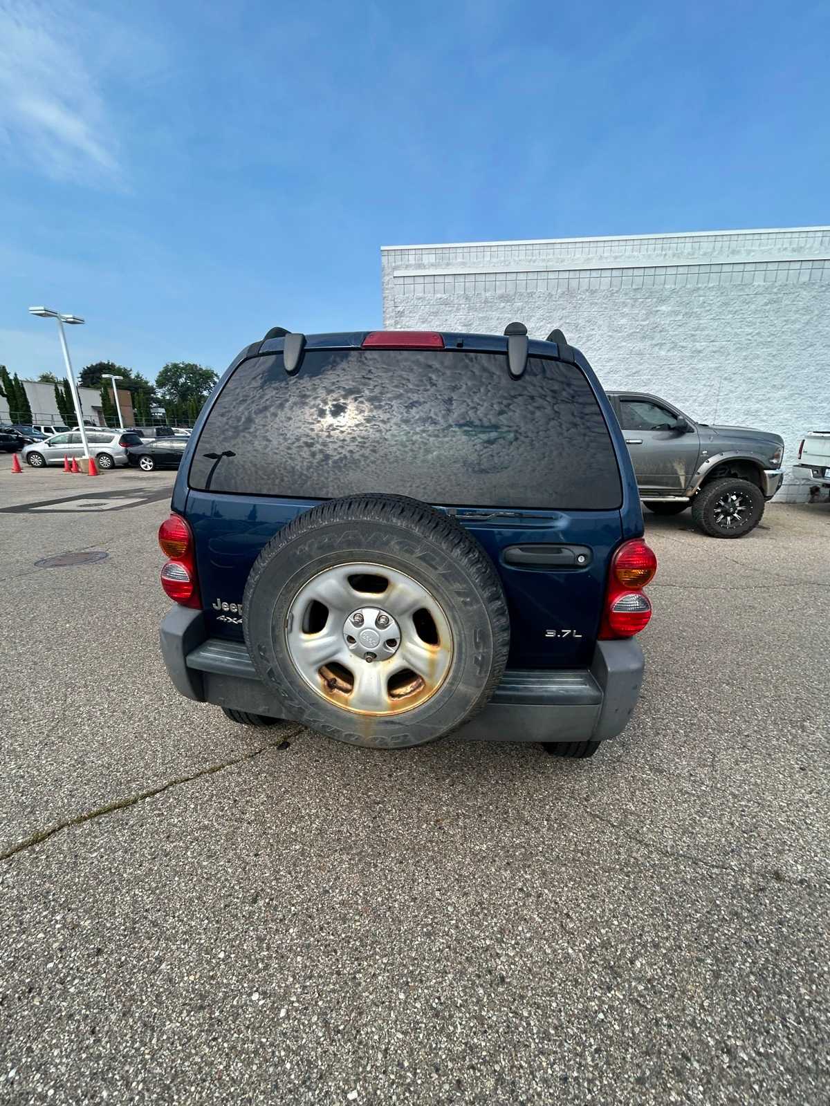 Thumbnail: 2002 Jeep Liberty - 22
