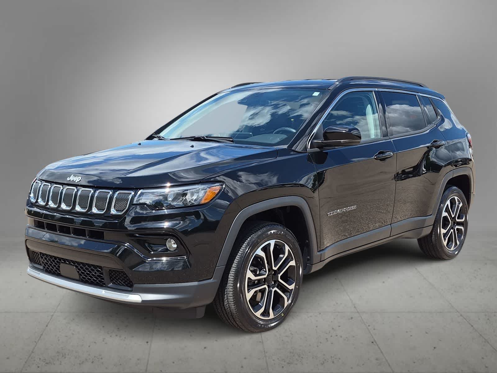 Thumbnail: 2022 Jeep Compass - 4