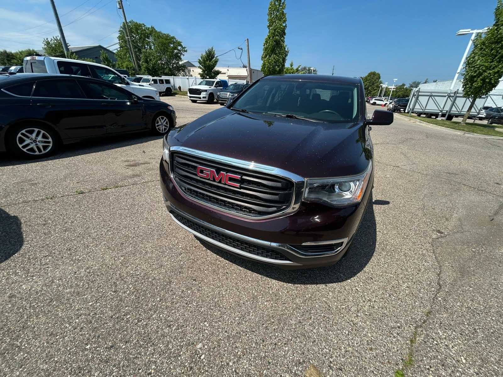 2017 GMC Acadia SLE 3