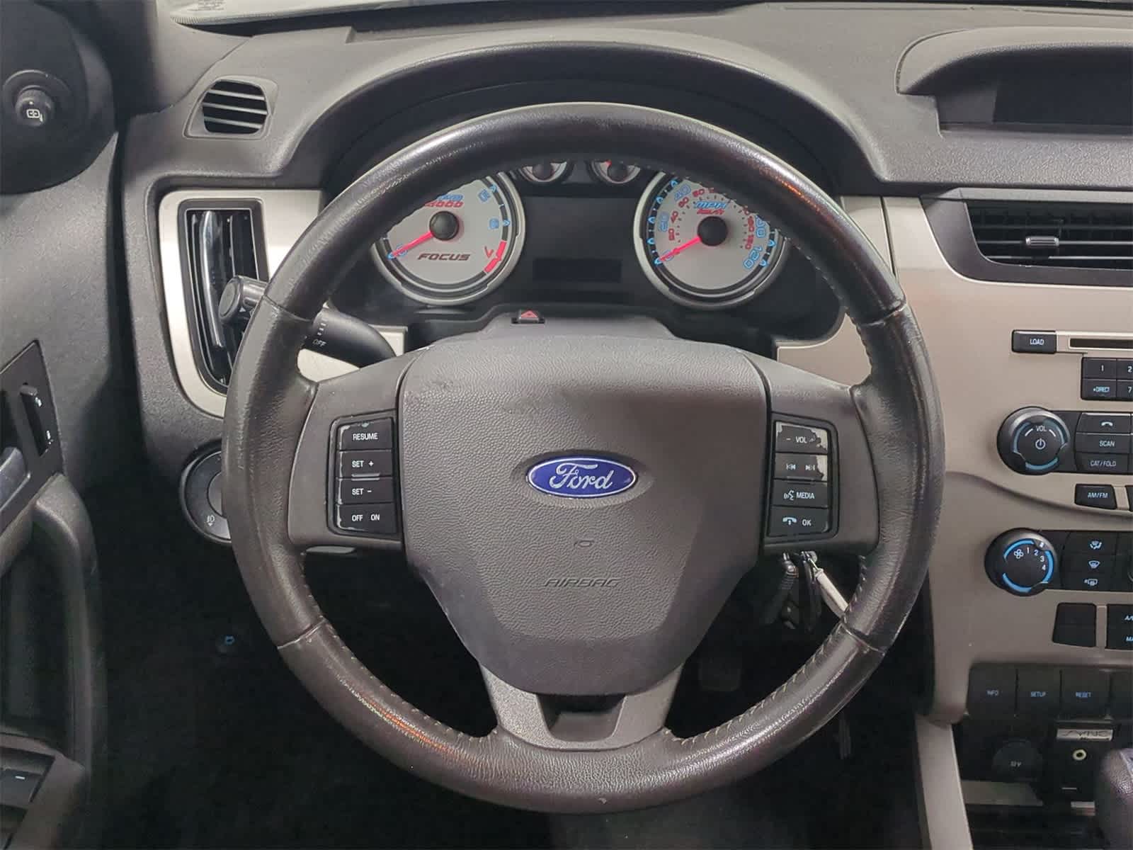 Thumbnail: 2010 Ford Focus - 23