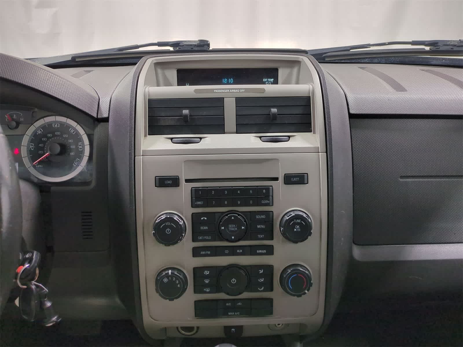2009 Ford Escape XLT 26