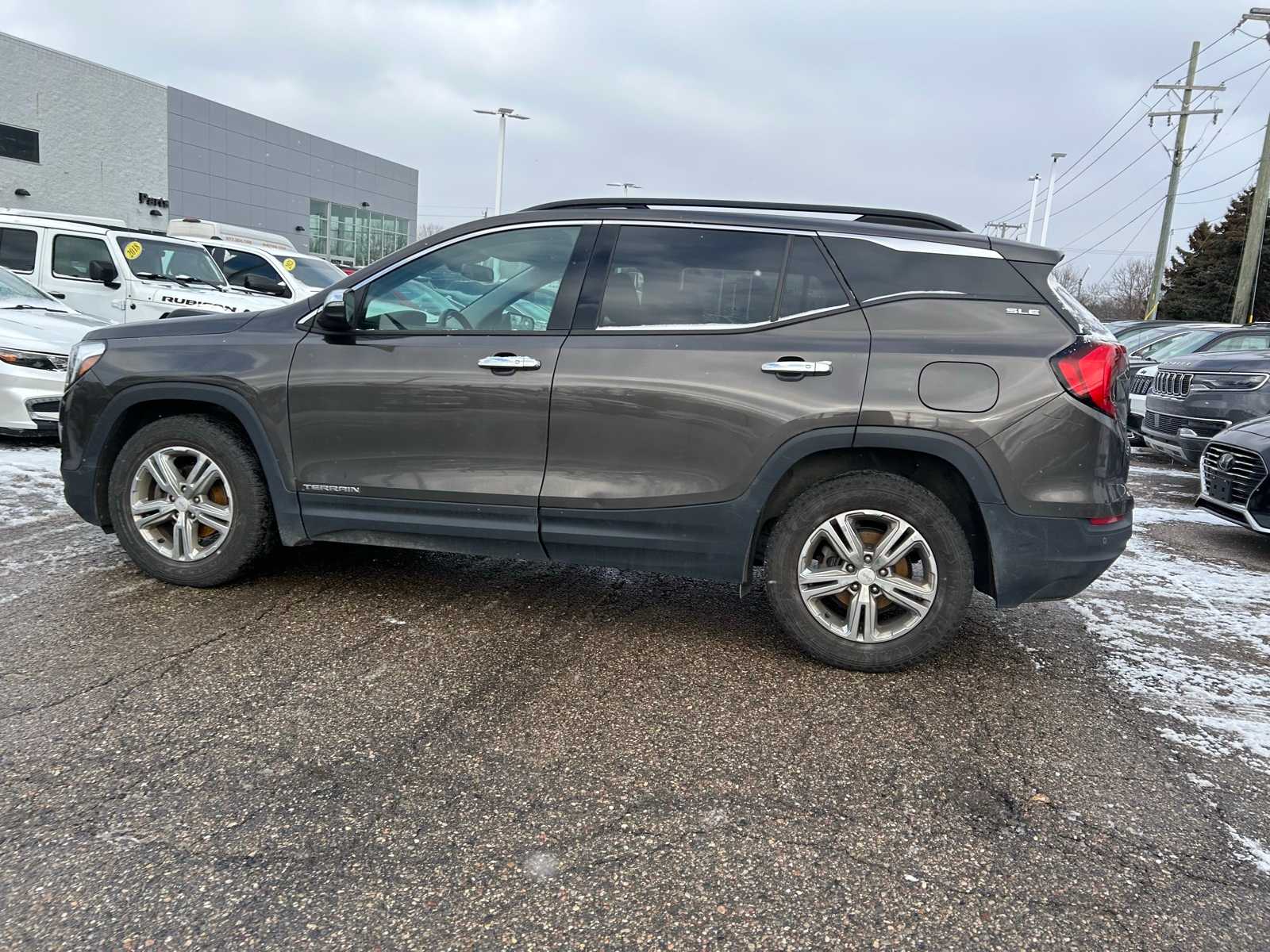 Thumbnail: 2020 GMC Terrain - 24