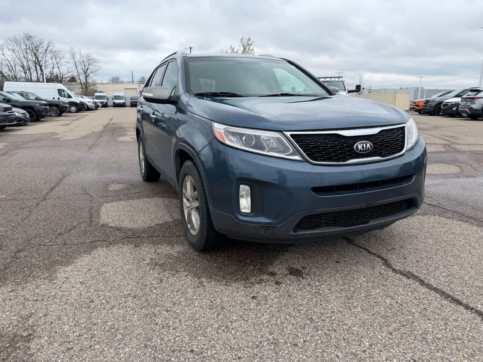Thumbnail: 2014 Kia Sorento - 6