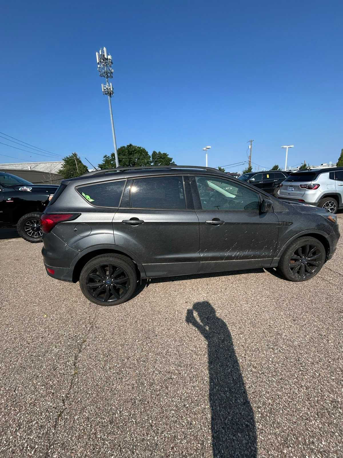Thumbnail: 2019 Ford Escape - 13