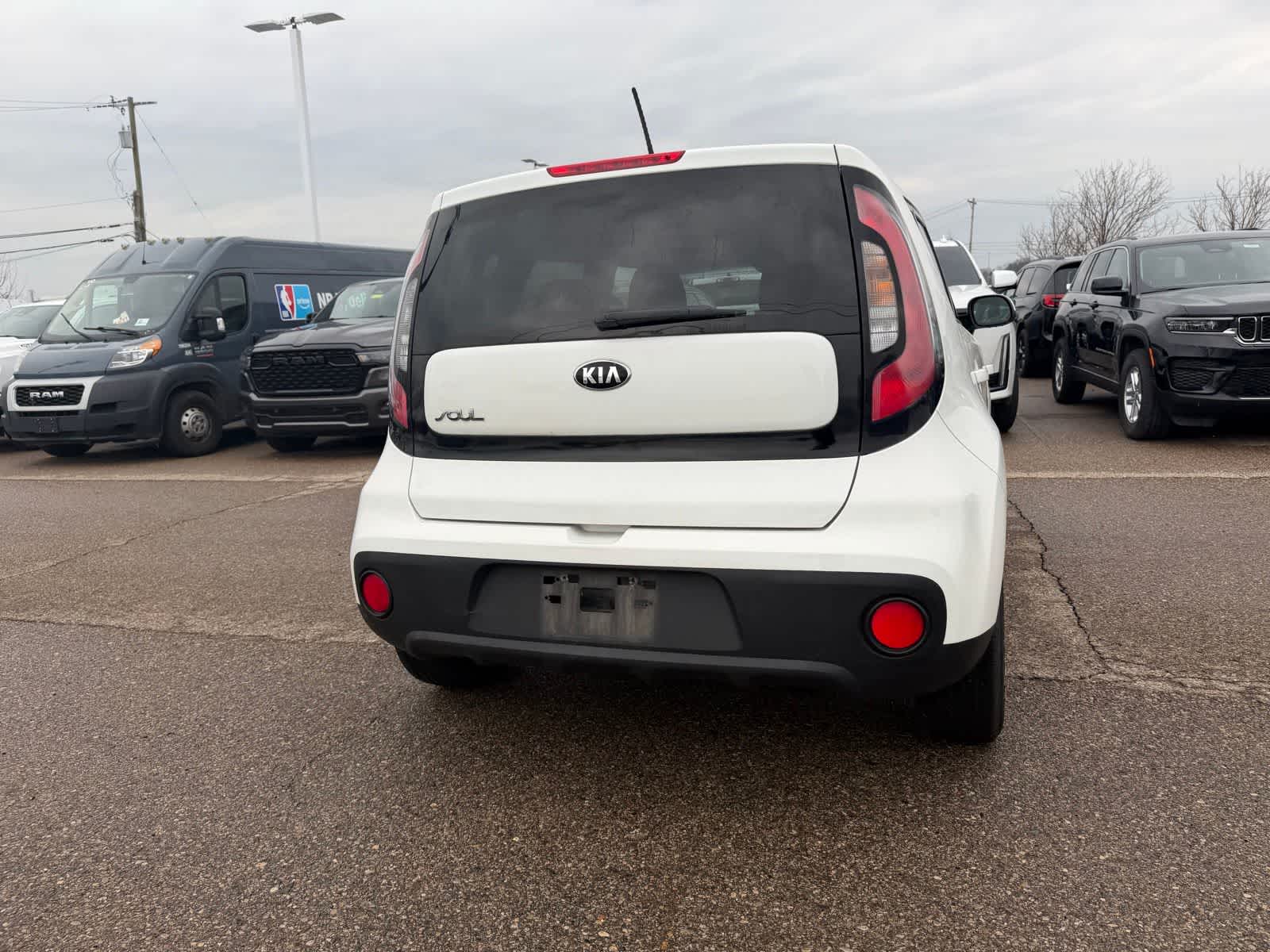 Thumbnail: 2017 Kia Soul - 19