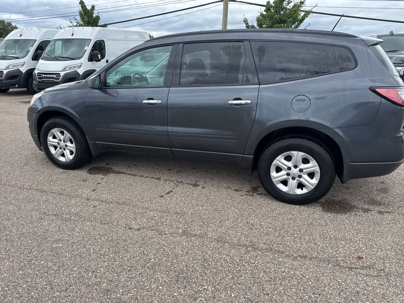 Thumbnail: 2014 Chevrolet Traverse - 24