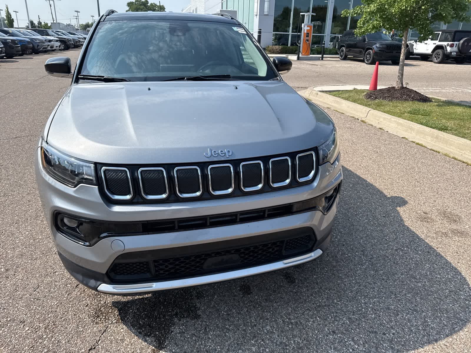 Thumbnail: 2022 Jeep Compass - 5