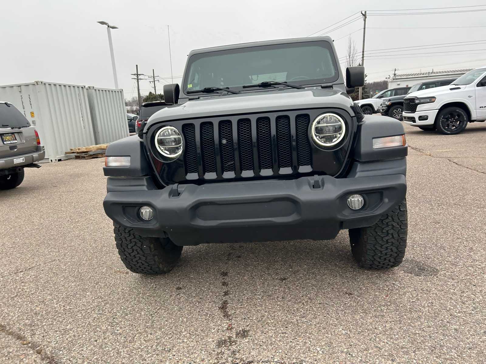 Thumbnail: 2020 Jeep Wrangler - 4