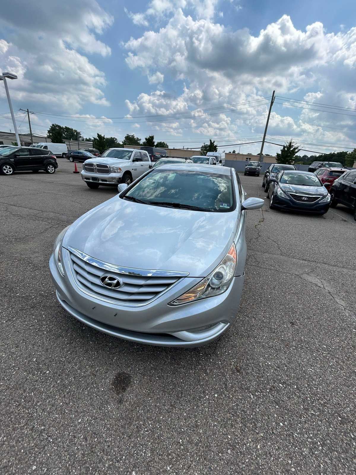 Thumbnail: 2013 Hyundai Sonata - 4