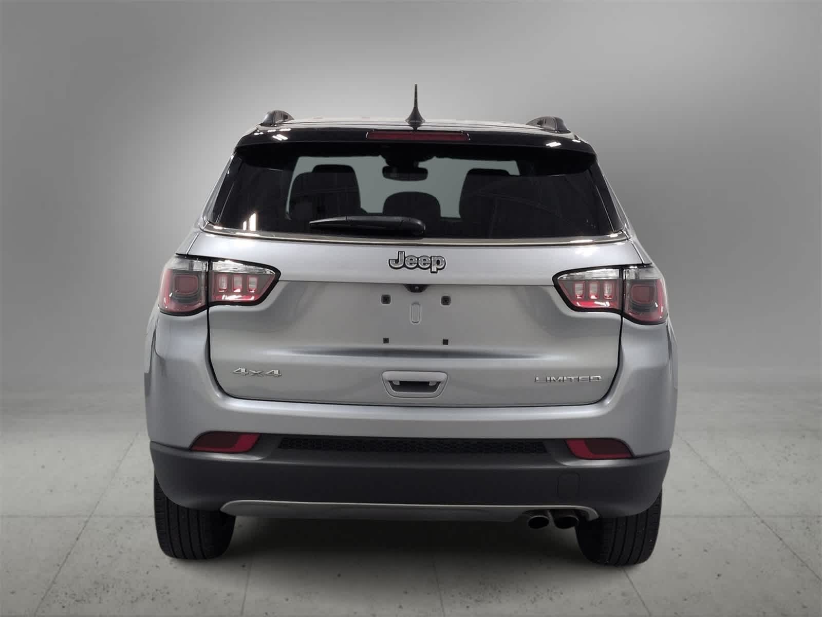 Thumbnail: 2022 Jeep Compass - 7